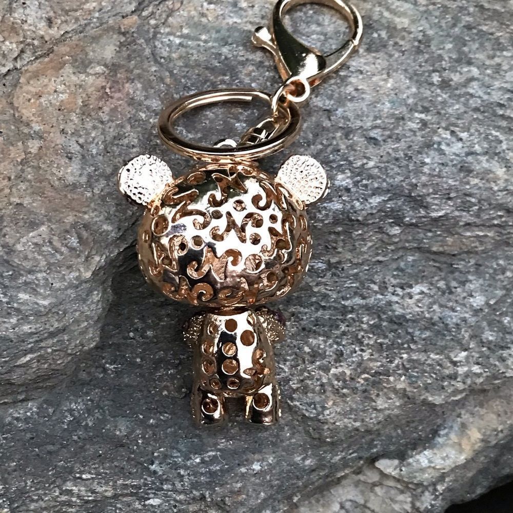 Bear Keychain - Picture 7 of 9